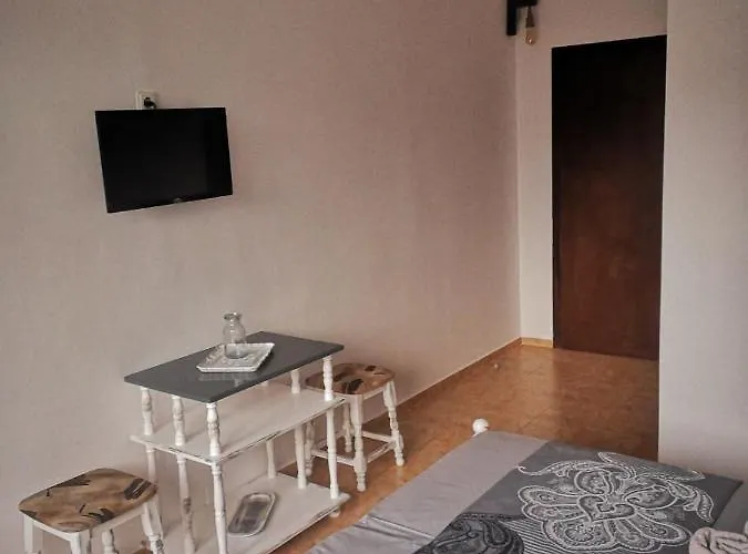 аnestievi 3* Ahtopol