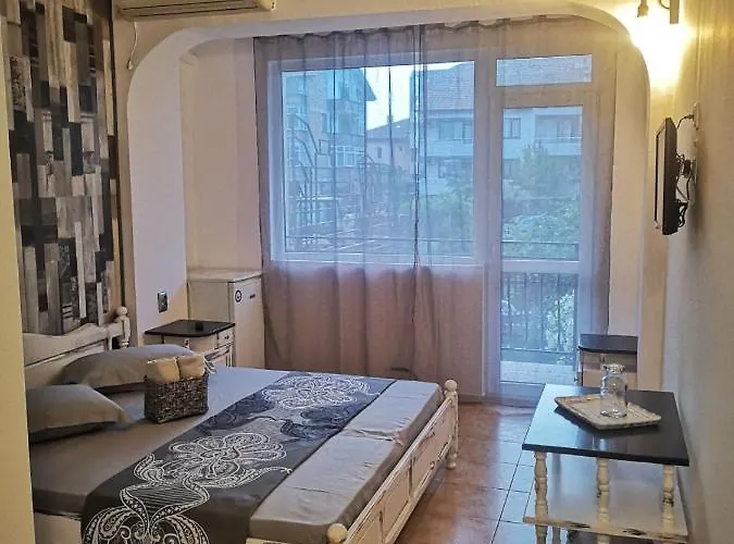 аnestievi 3* Ahtopol